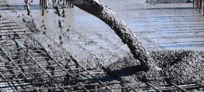 Когда лучше заливать фундамент под дом