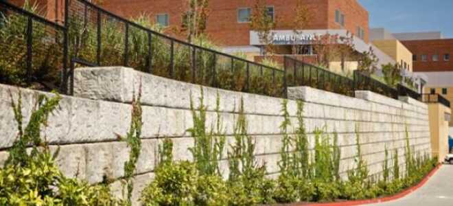 Подпорная стена из блоков ФБС: как правильно сделать