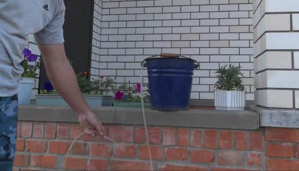 Заправка гидроуровня водой